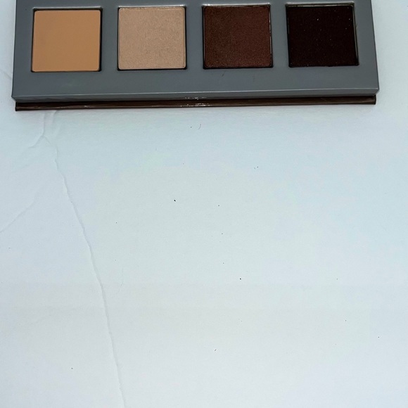 Mally Romantic Brown Eye Shadow Base and 3 Shadow Shades Palette - Picture 5 of 6